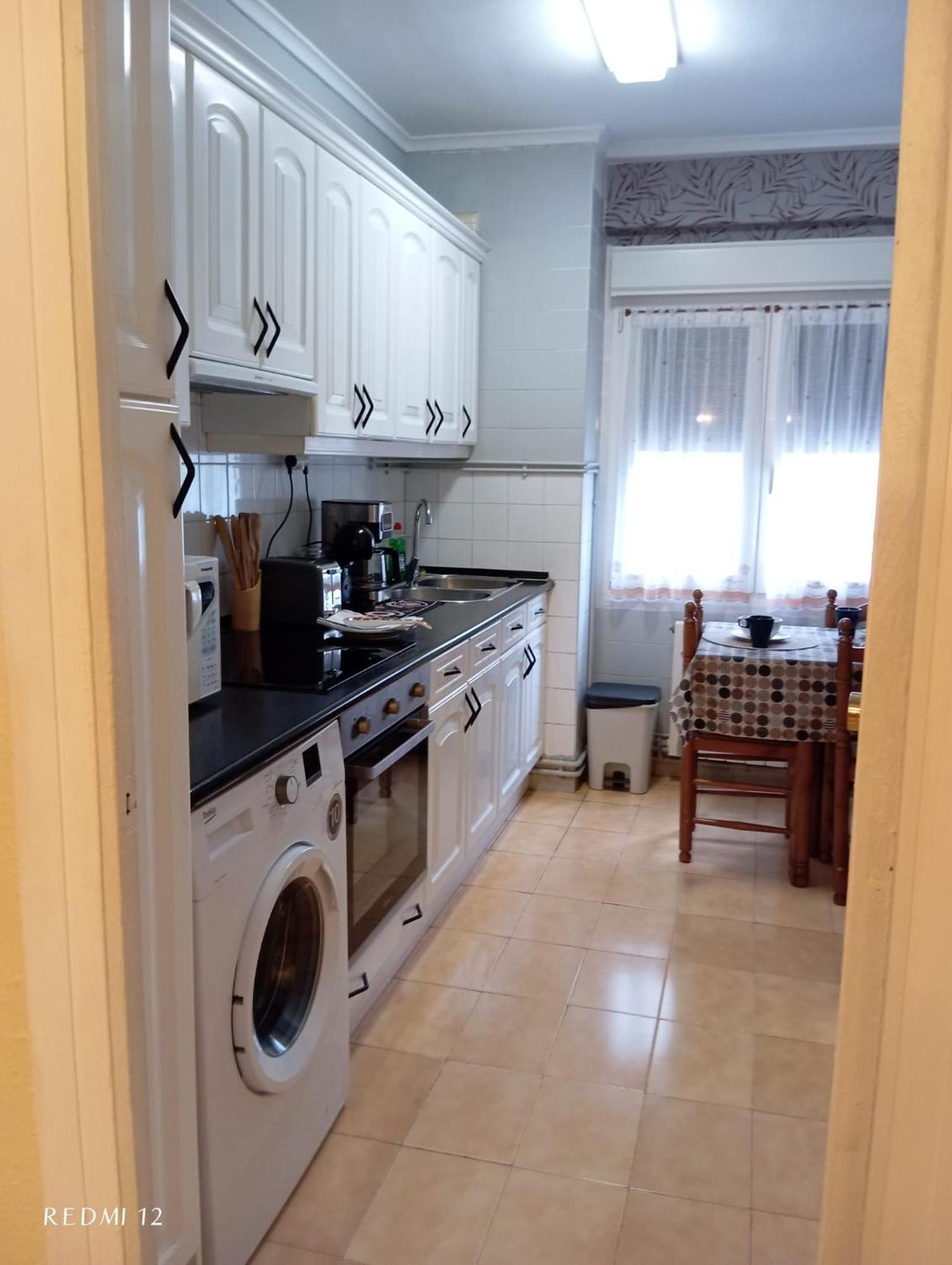 A&C Plaza Haro Apartment Екстериор снимка